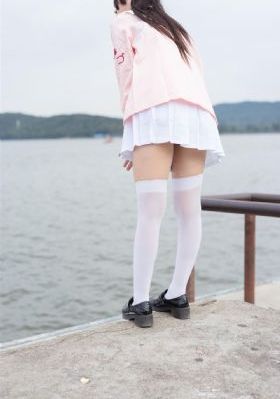 日日摸日日碰夜夜爽97玫瑰园_超清天堂在线
